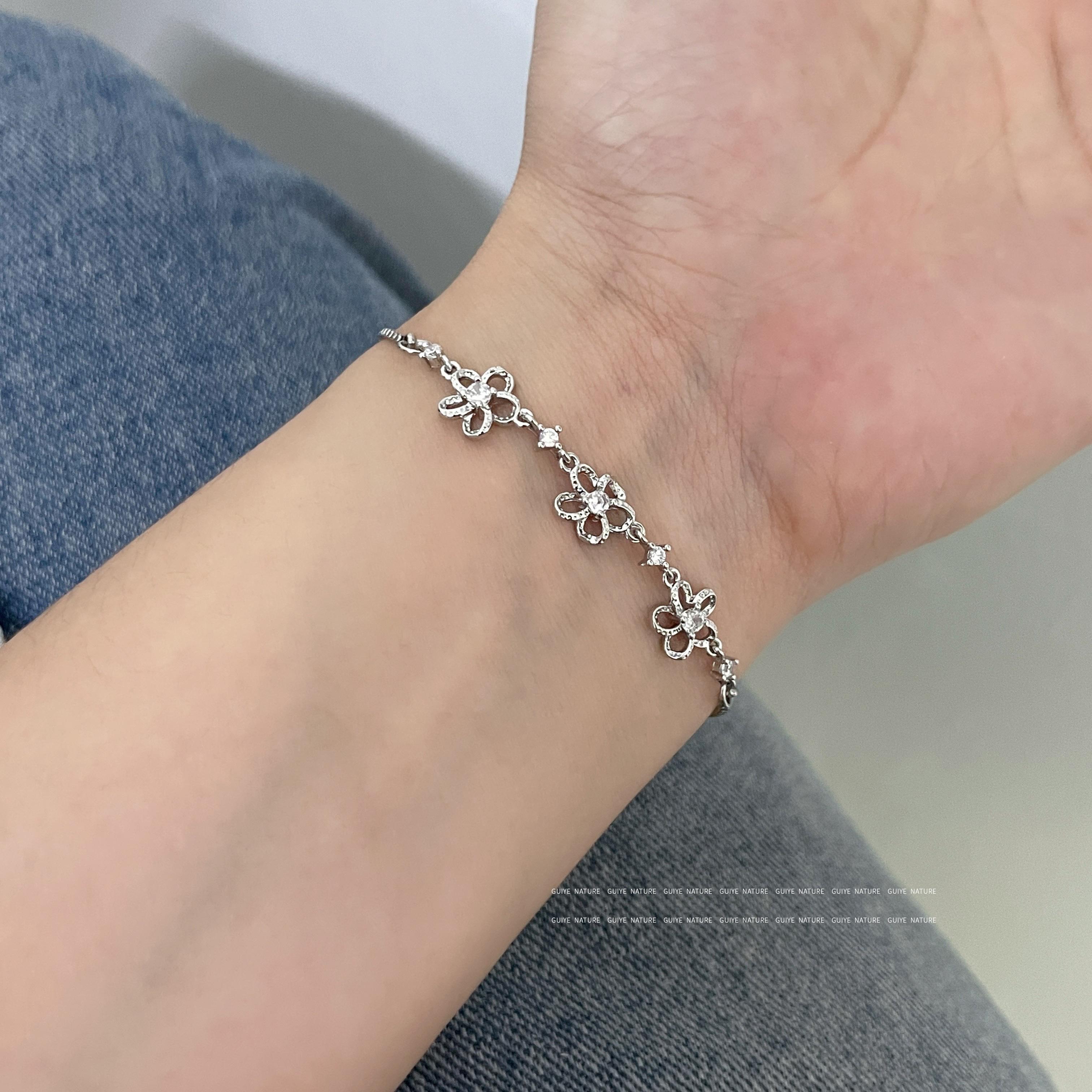 ins风轻奢小众镂空金属花朵手链