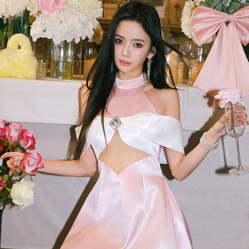 Maison Wester春季度假风细闪缎面露肩网纱裙子连衣裙可露丽穿搭