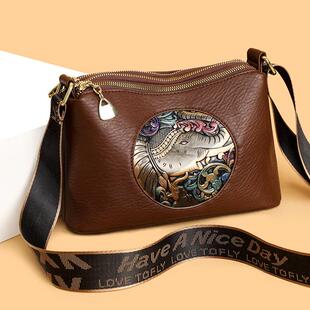 韩里韩气的包包斜挎包复古文艺国风吉象压花时尚大容量宽肩带单肩