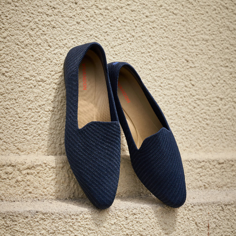 响午2025夏季新款女鞋通勤软底复古杏仁头百搭舒适透气平底乐福鞋