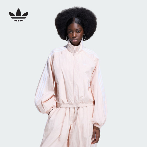 adidas阿迪达斯三叶草漏斗领运动宽松早春薄外套女梭织夹克KY5046