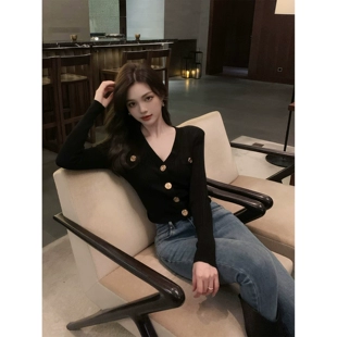 法式 IIWAN 新款 小香风黑色针织衫 EUSKY 短外套春季 气质名媛上衣女