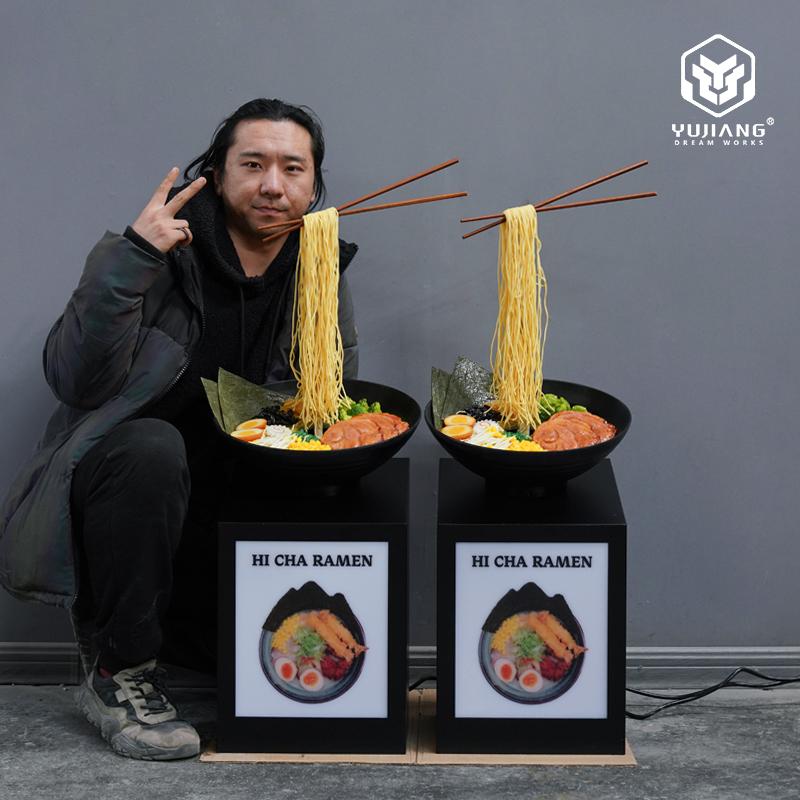 仿真拉面升降灯箱日式拉面雕塑