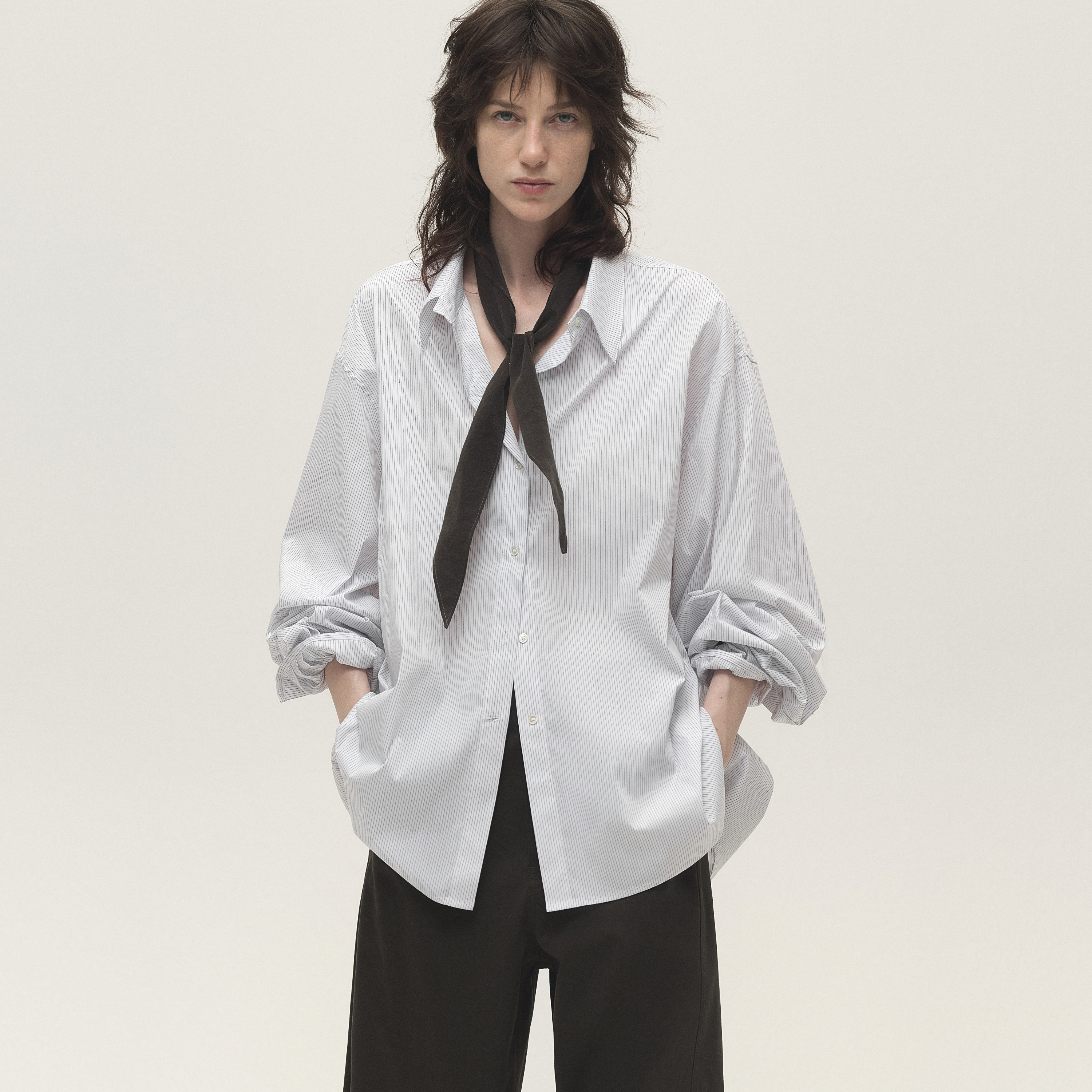 白弓極简风经典设计条纹宽松长袖衬衫女秋季新款56622