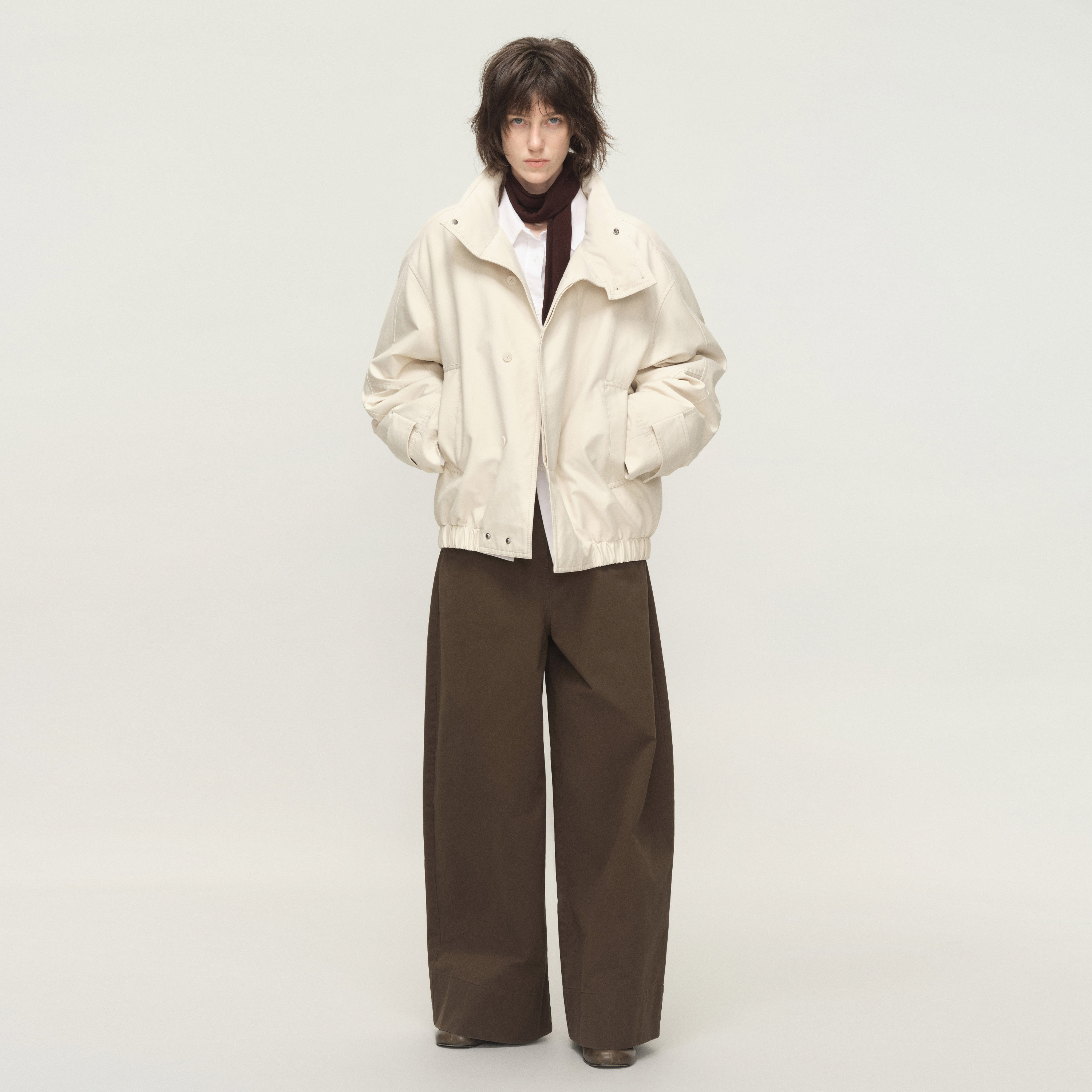 白弓特供定制轻量感棉锦90白鹅绒短款羽绒服外套女冬季新款57078