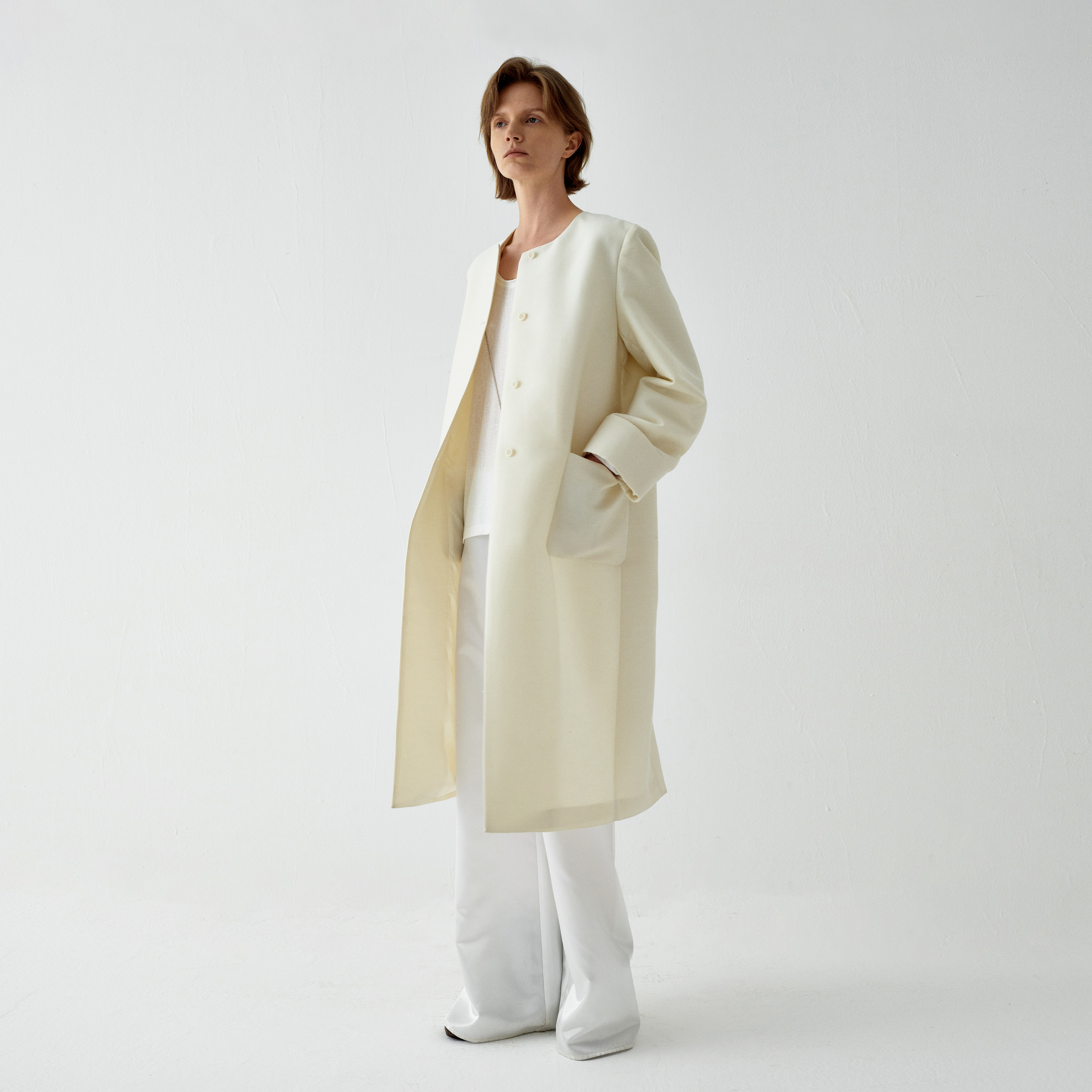 白弓“真丝系列”高级感桑蚕丝羊毛无领风中长款西装外套女52677