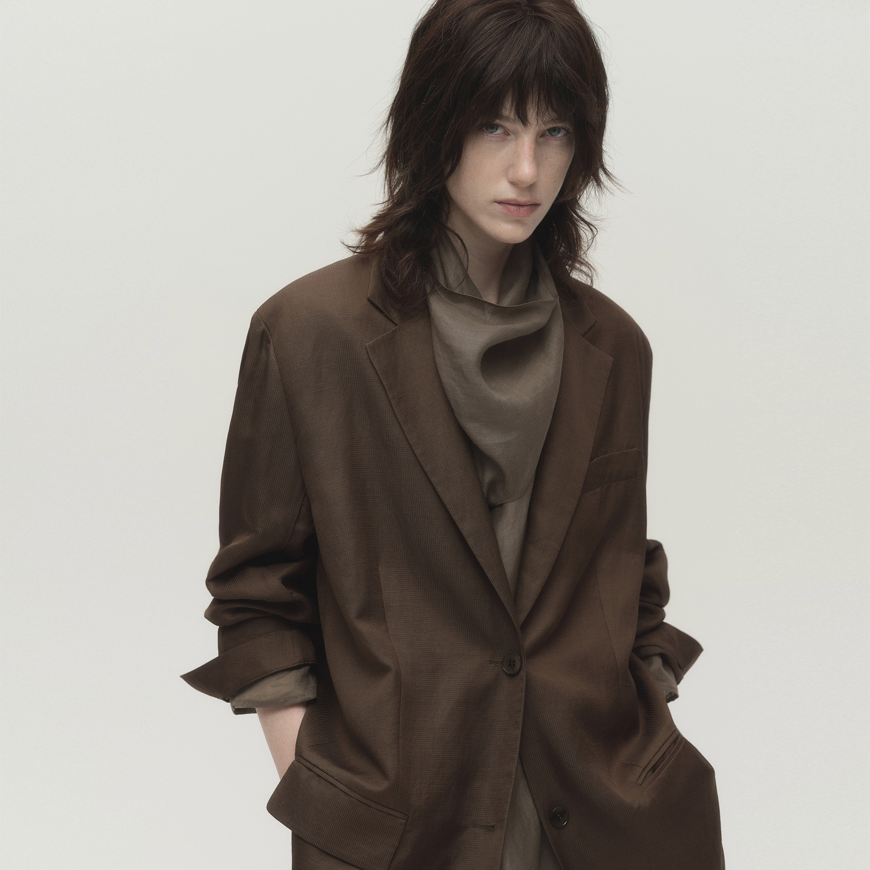 白弓“亚麻系列”复古套装西装外套女+抽褶休闲裤秋55688/55689