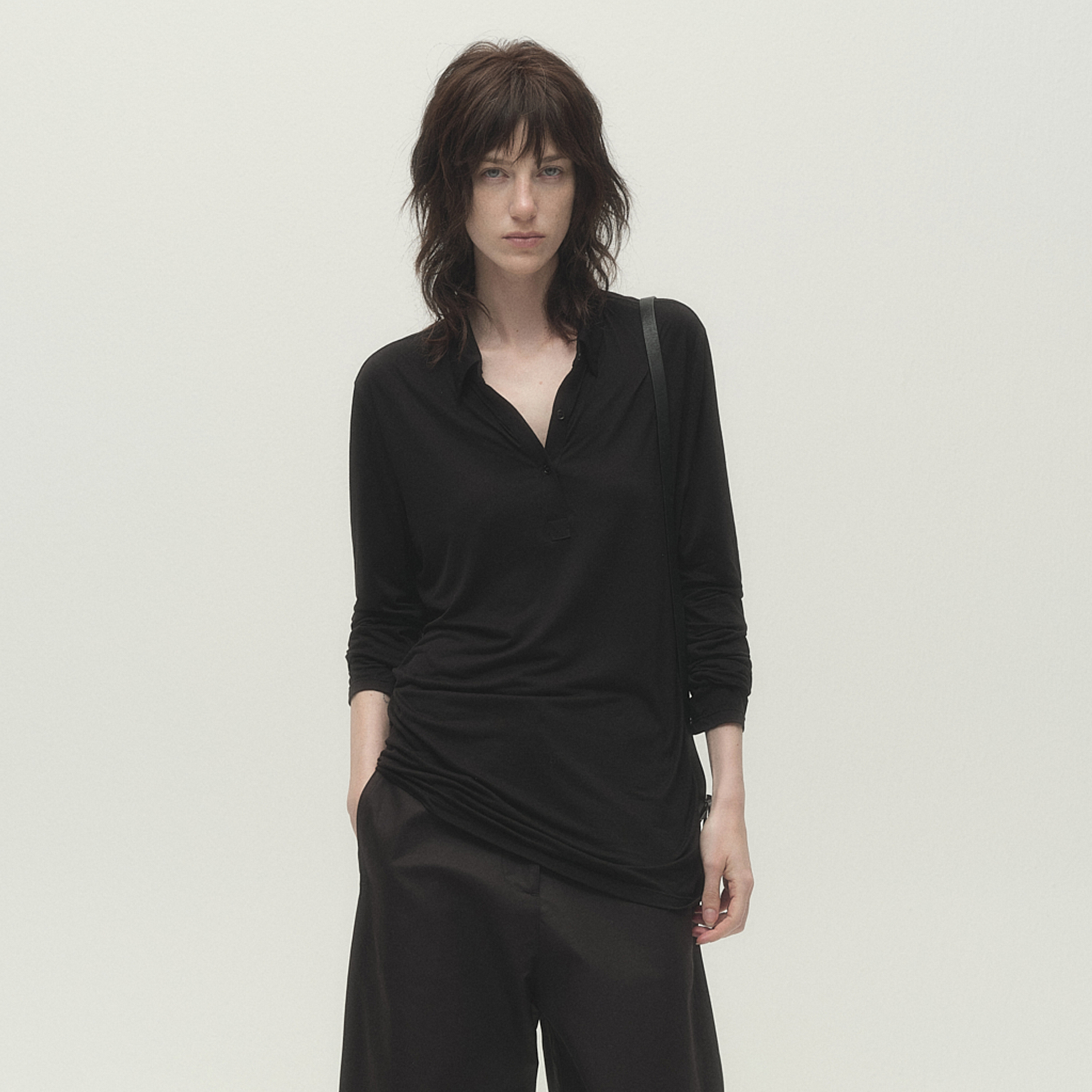 白弓極简莱赛尔长袖poloT恤女修身显瘦上衣2025年早秋新款53706