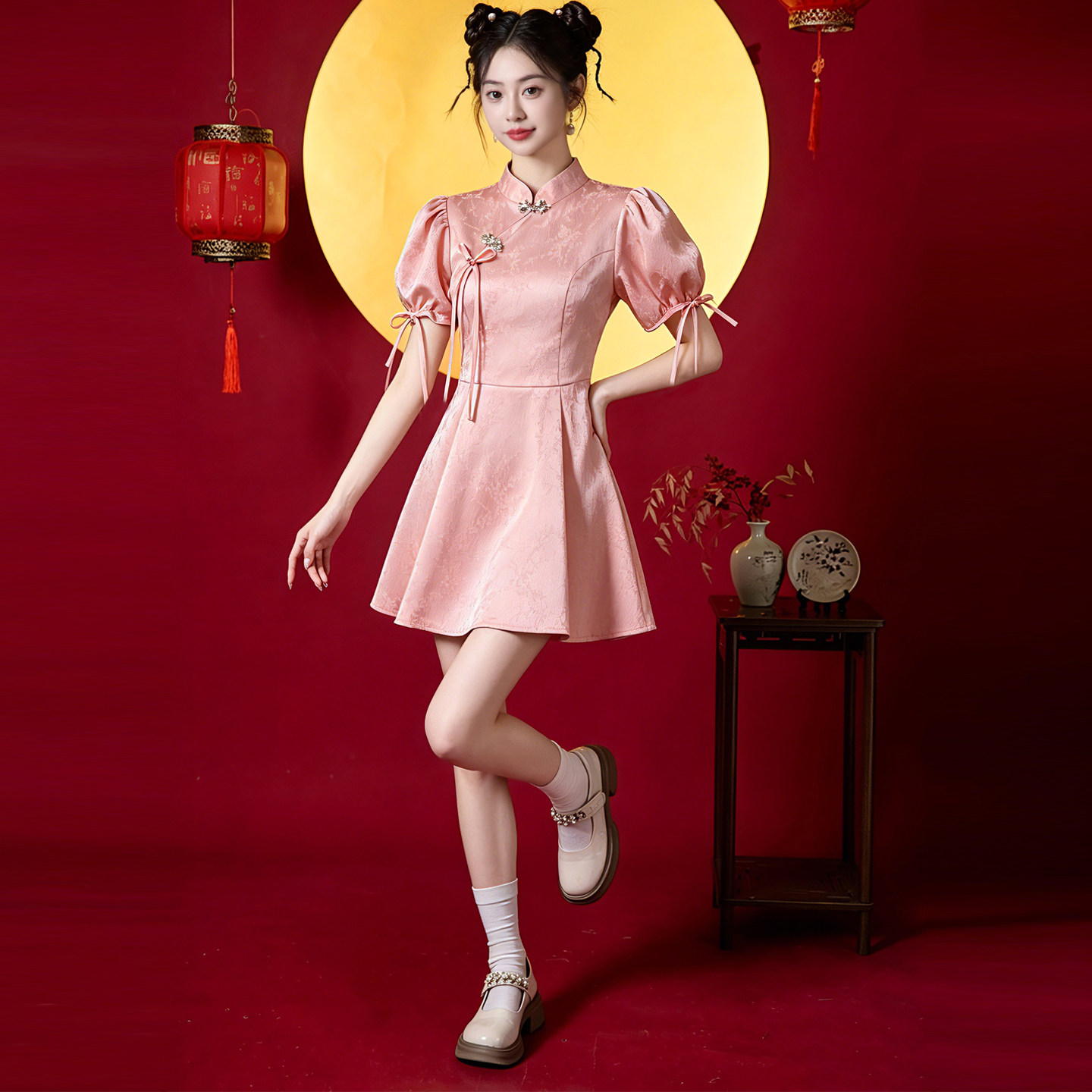 粉色旗袍2026新款夏季改良年轻款少女新中式短款小个子订婚礼服裙