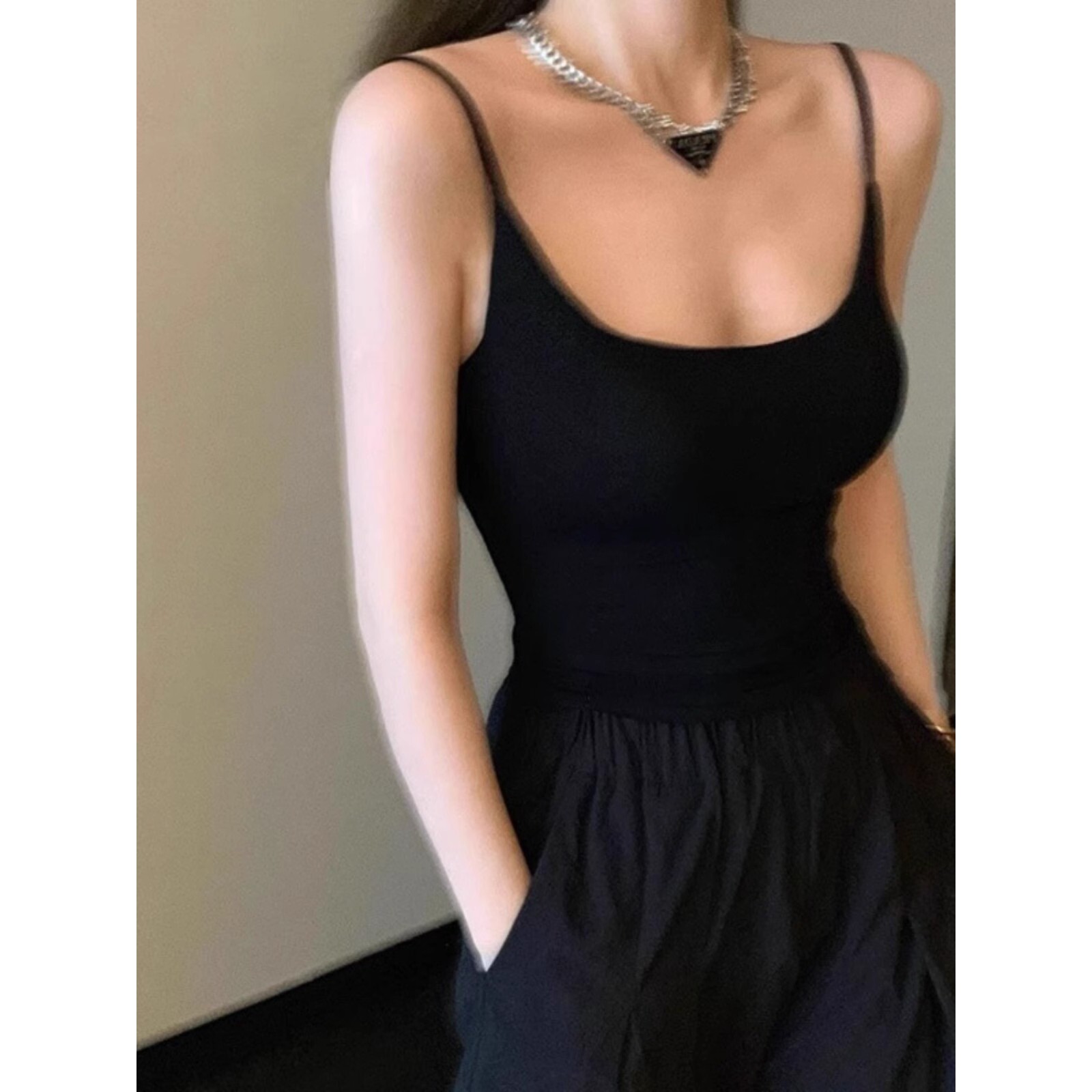 【维多利亞Victorai】小吊带背心女~带胸垫~秋冬外穿内搭美背内衣