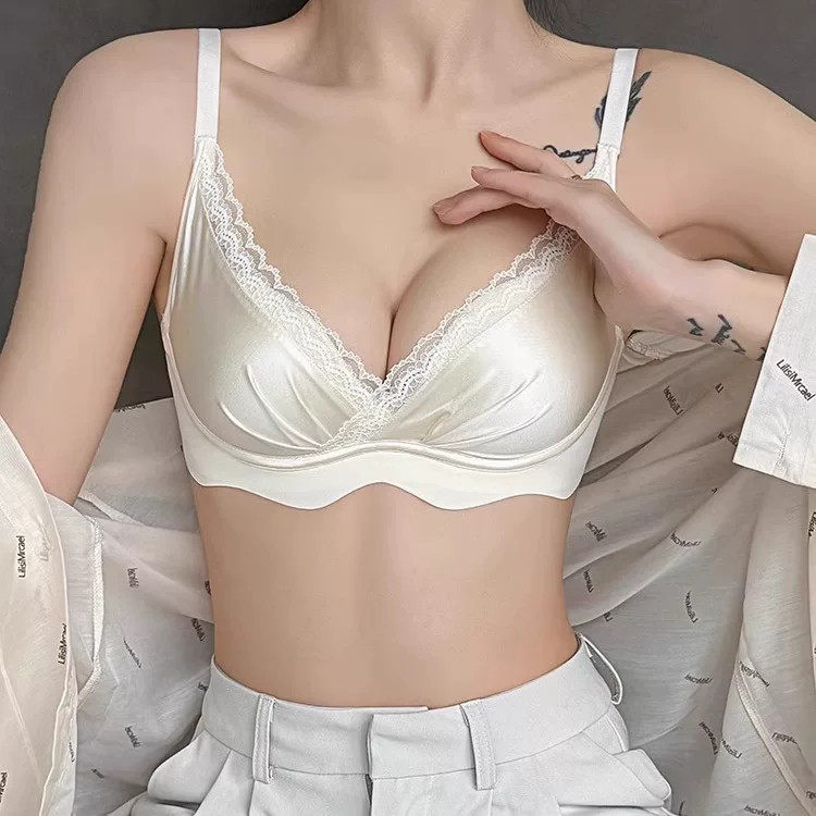 维多利亞2026秋季缎面内衣女小胸聚拢收副乳大胸性感蕾丝文胸罩
