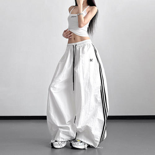 adre白色工装裤女2026春夏新款设计感三条杠宽松显瘦运动阔腿裤子