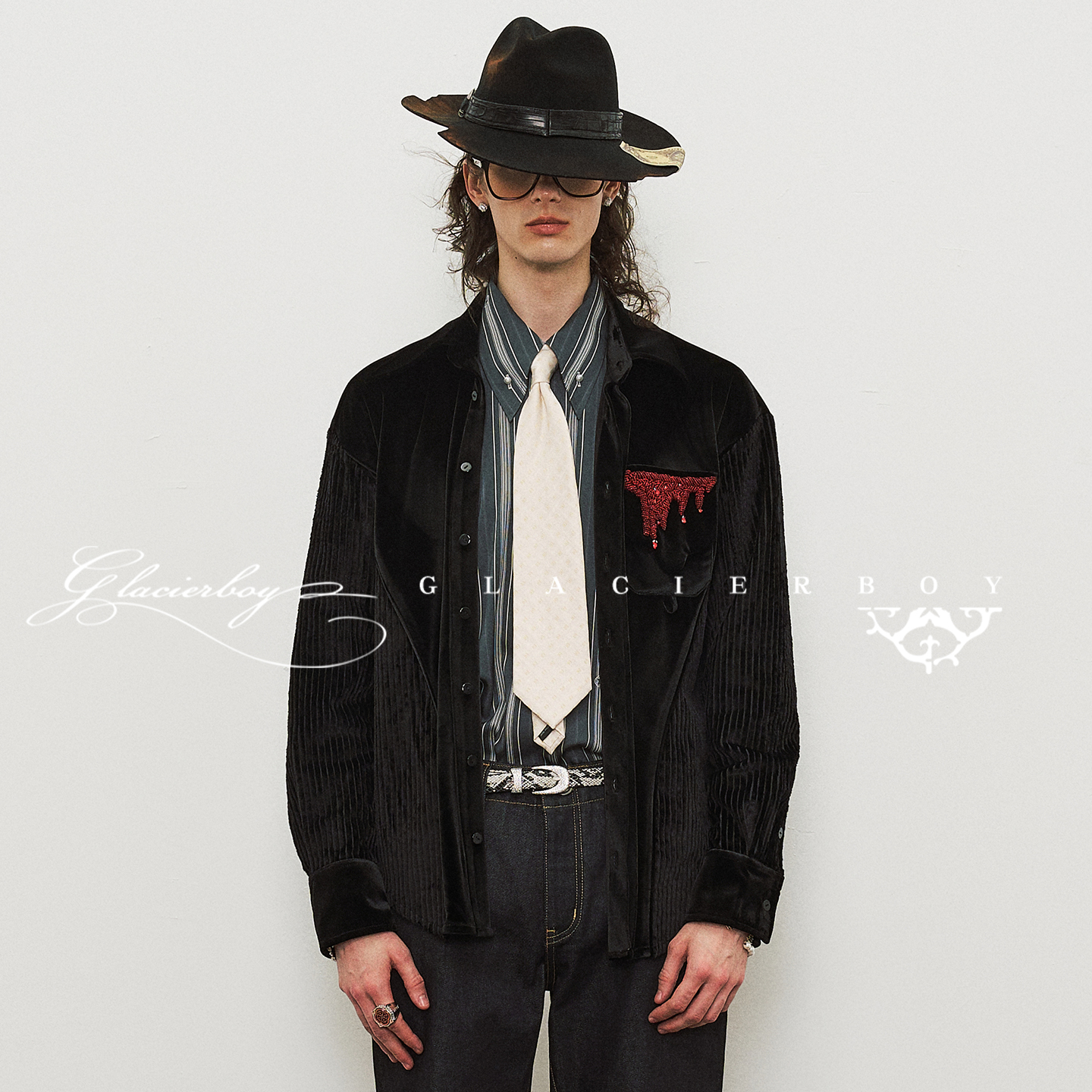 GLB鸽血珠绣灯芯绒衬衫