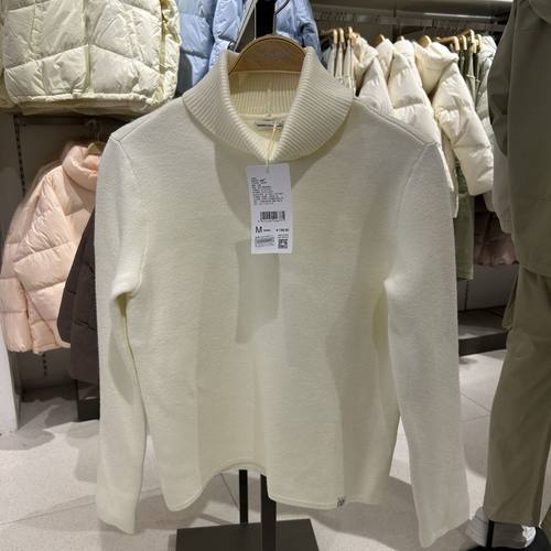 以纯正品女款加绒毛衫R154243010