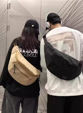 日本代购斜挎包日系大容量帆布百搭港风时尚街头潮牌男胸包腰包