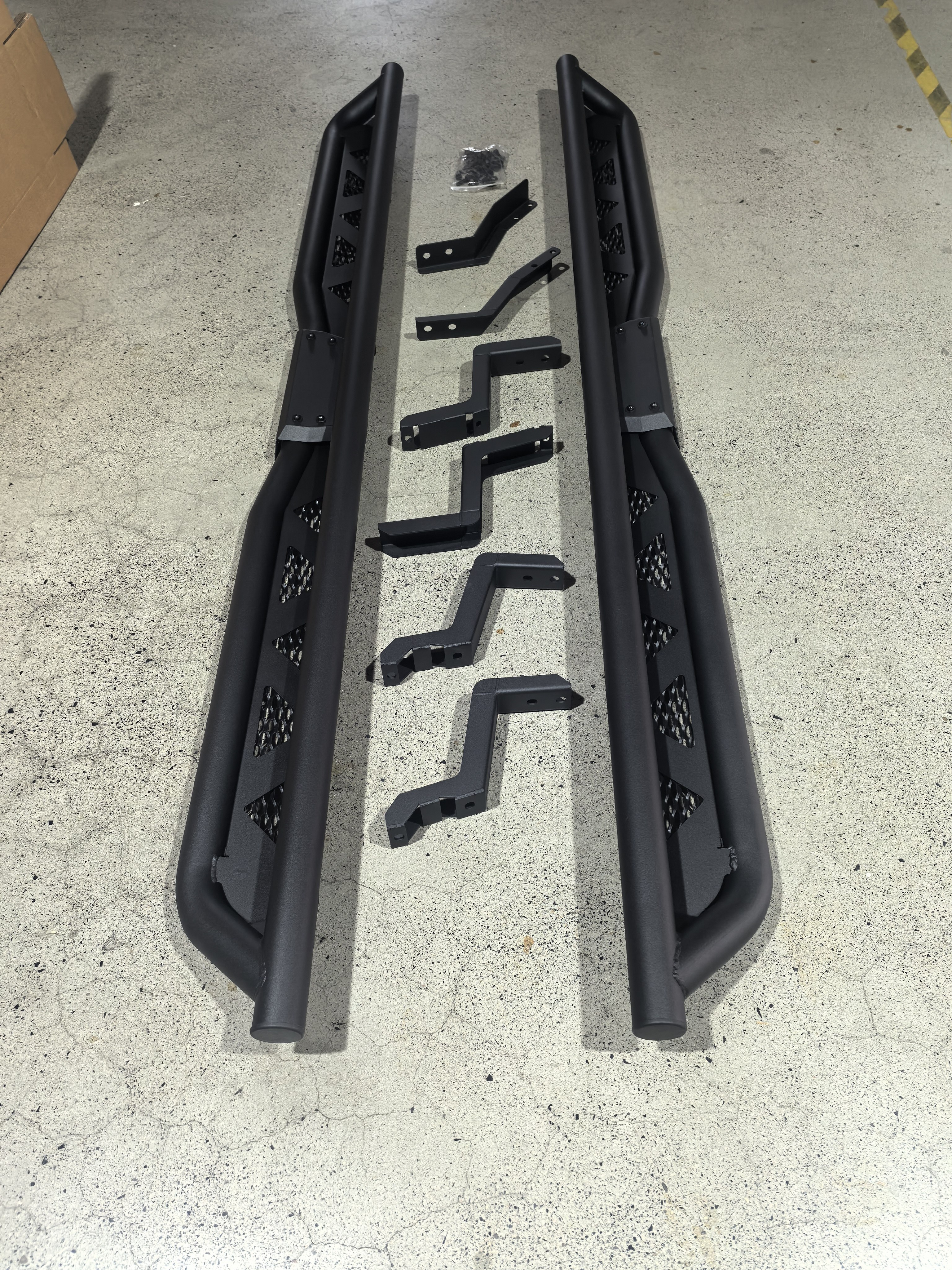 丰田海拉克斯Hilux Revo Rocco皮卡脚踏板侧踏板上车踏板