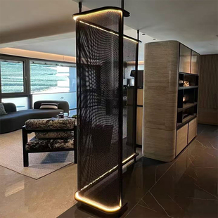 L型金属网弧形弯曲屏风隔断发光不锈钢编织网酒店别墅装饰制品