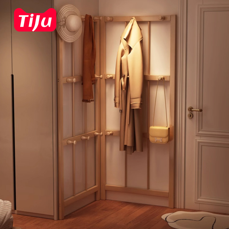 【卧室壁挂式衣帽架】空间利用