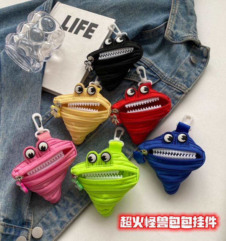 公仔大眼仔怪兽迷你包包挂件