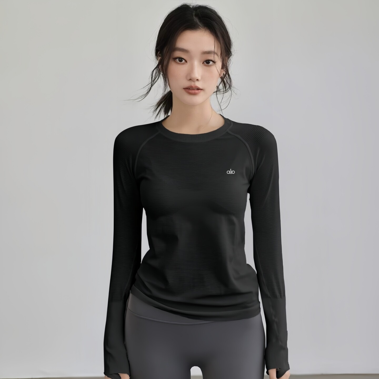奥莱新款瑜伽服女修身显瘦高弹圆领运动长袖跑步训练速干健身上衣