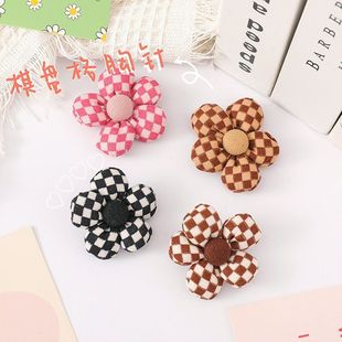 配件胸针手工韩系黑白刺绣发饰情侣棋盘格网红小饰品diy可爱