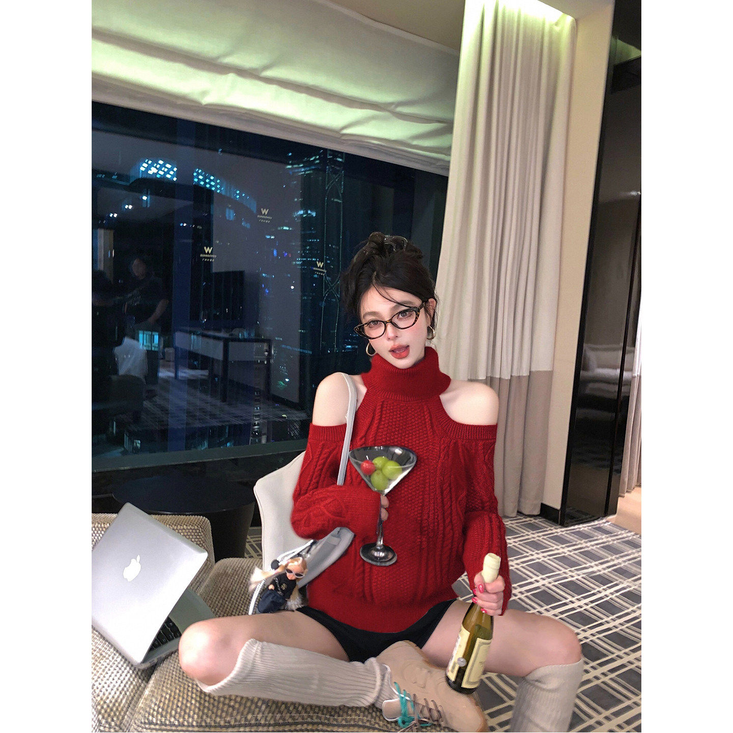 黑色草莓新年红色露肩高领毛衣女冬季长袖套头针织衫宽松慵懒上衣,个性定制/设计服务/DIY,棉服工装,淘宝优惠券,粉丝福利购,淘宝优惠卷