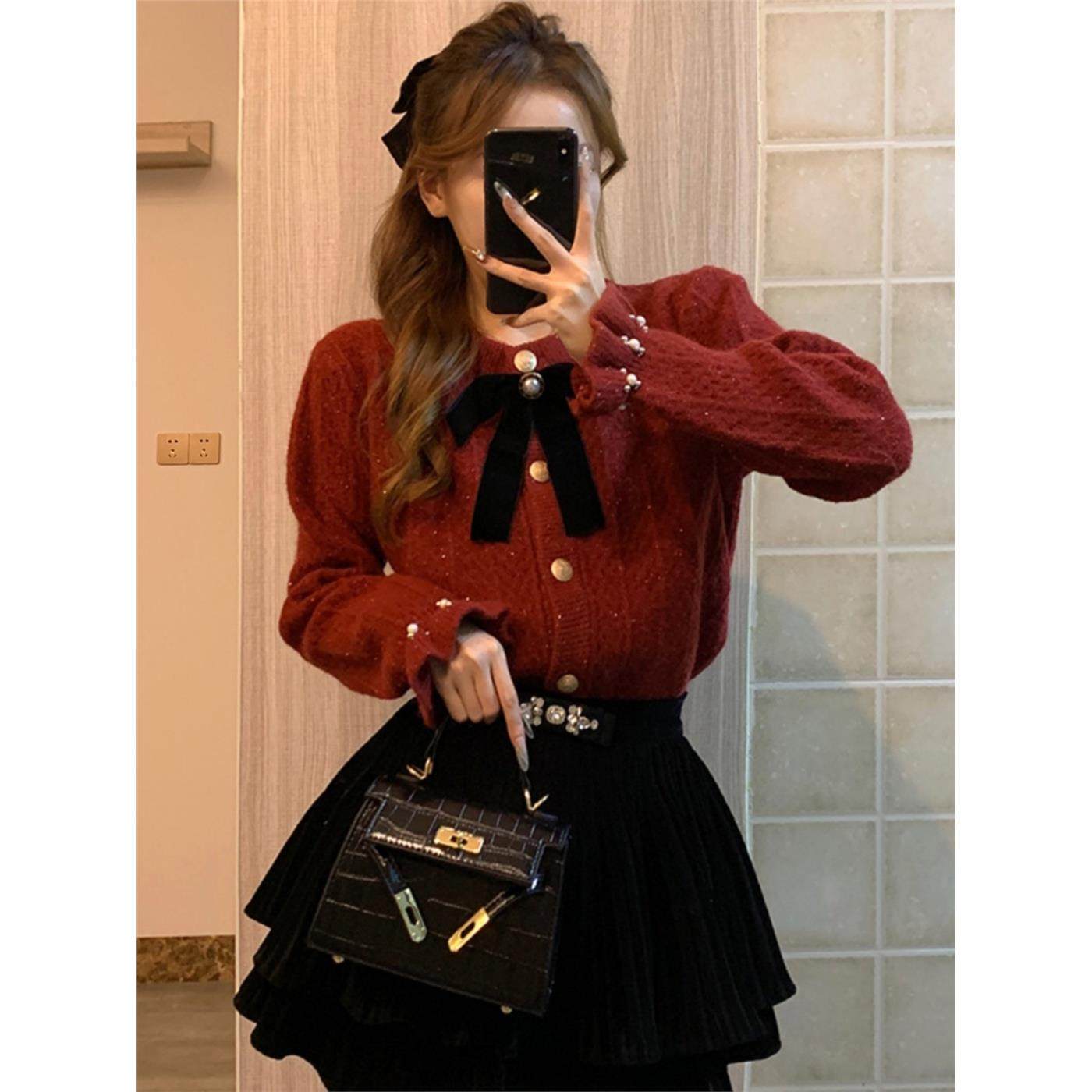 秋冬红色圆领毛衣女蝴蝶结针织开衫外套亮丝钉珠设计感小香风上衣,个性定制/设计服务/DIY,棉服工装,淘宝优惠券,粉丝福利购,淘宝优惠卷