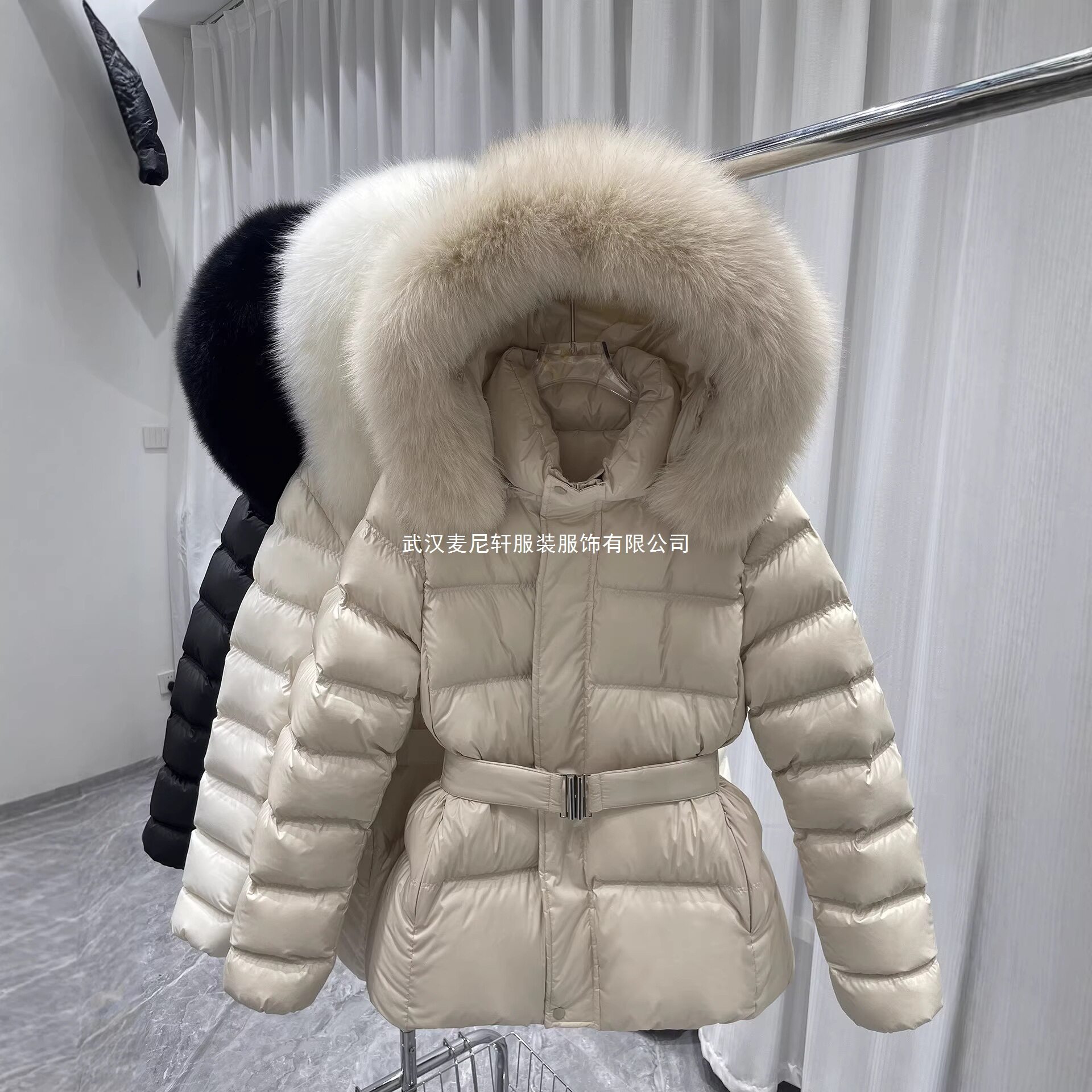 冬季新款羽绒棉服大貉子毛领连帽收腰系带棉衣加厚显瘦防寒外套潮