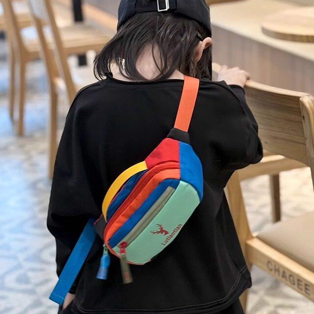 韩版时尚百搭儿童胸包男女童洋气拼色斜挎包小学生户外腰包零钱包