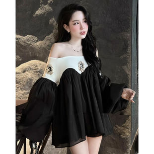 一字肩衬衫女初秋高级感轻奢名媛生日穿搭富家千金独特黑色小裙子