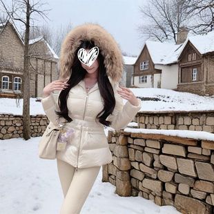冬季收腰仿狐狸毛领连帽羽绒棉服外套女高级感加厚短款棉衣新款