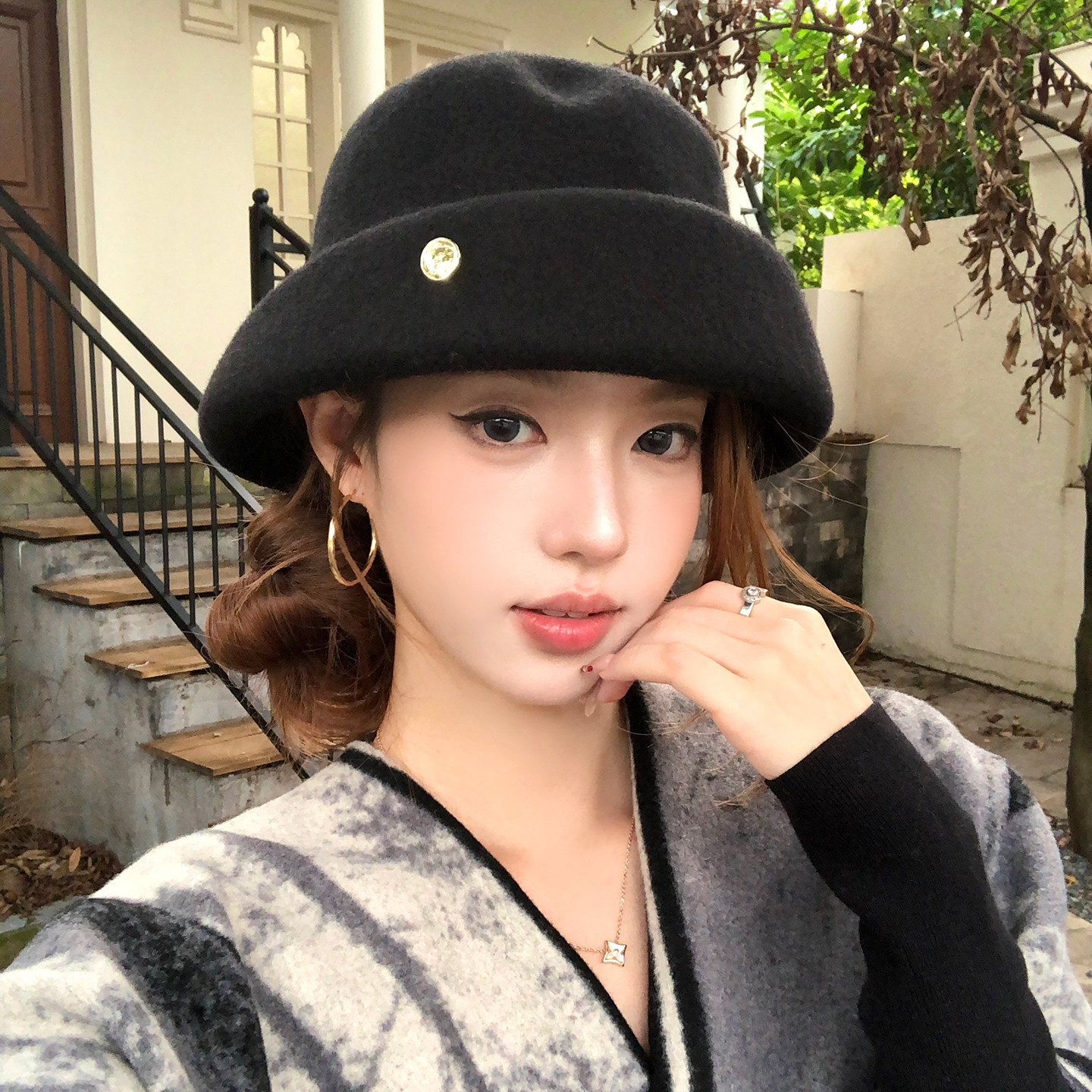 法式赫本风羊毛呢千金礼帽女秋冬高级感气质优雅盆帽显脸小渔夫帽