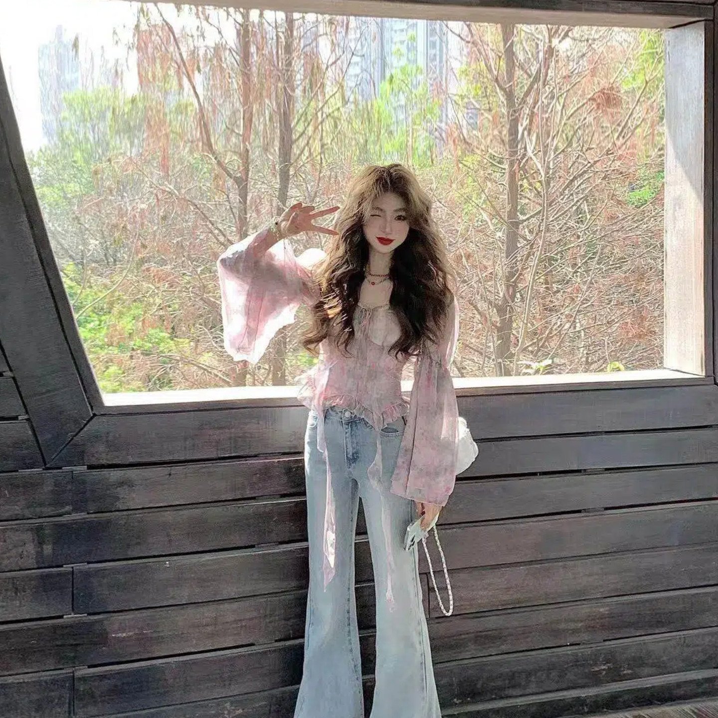 2026超火蕾丝打底绮丽香风复古碎花方领雪纺衫女气质收腰显瘦上衣