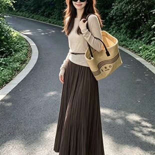 秋早秋穿搭女轻熟高知一整套燕麦咖针织衫2026棕色半身裙两件套装