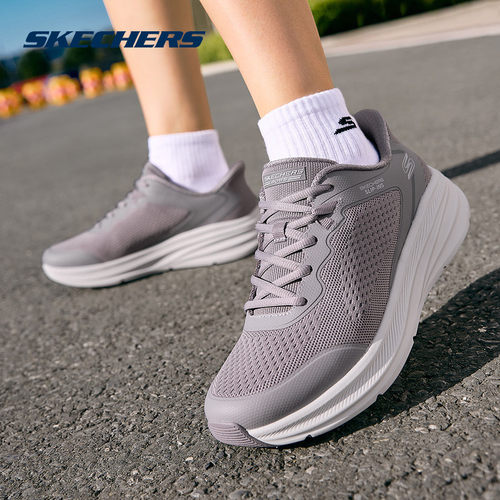 SKECHERS斯凯奇新品2026春女休闲鞋 117756-QUAL