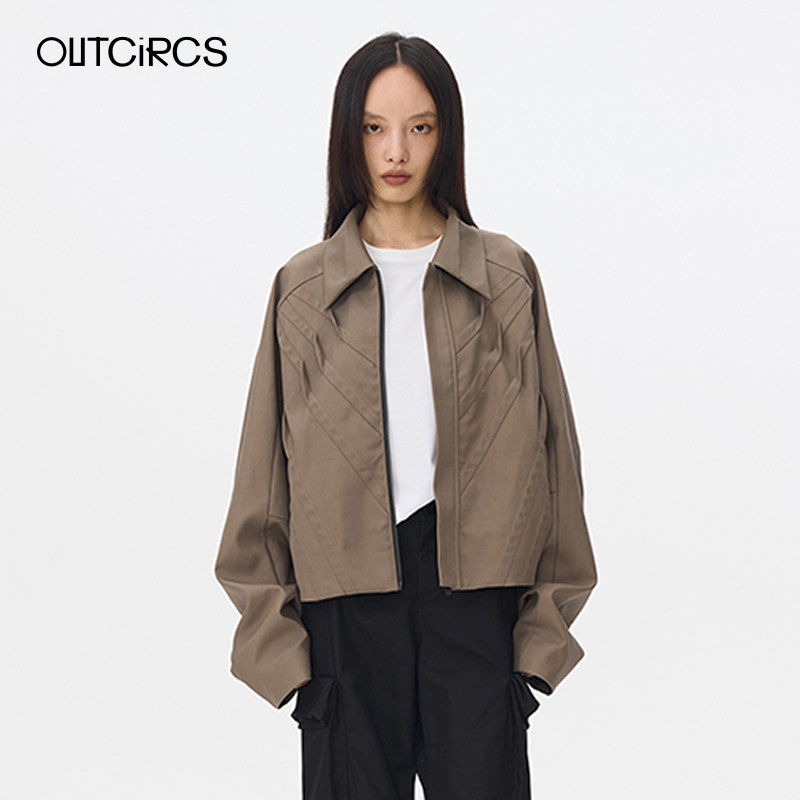 OUTCiRCS“百褶”廓形重工夹克