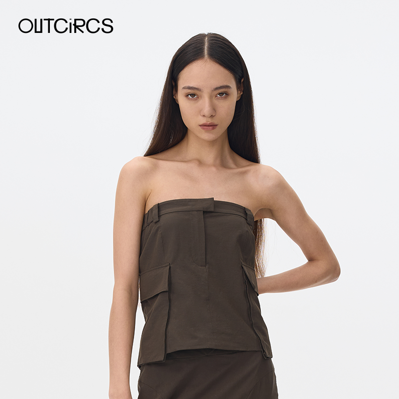 OUTCiRCS工装口袋抹胸上衣2025春夏新品女士弹力舒适时尚无袖背心