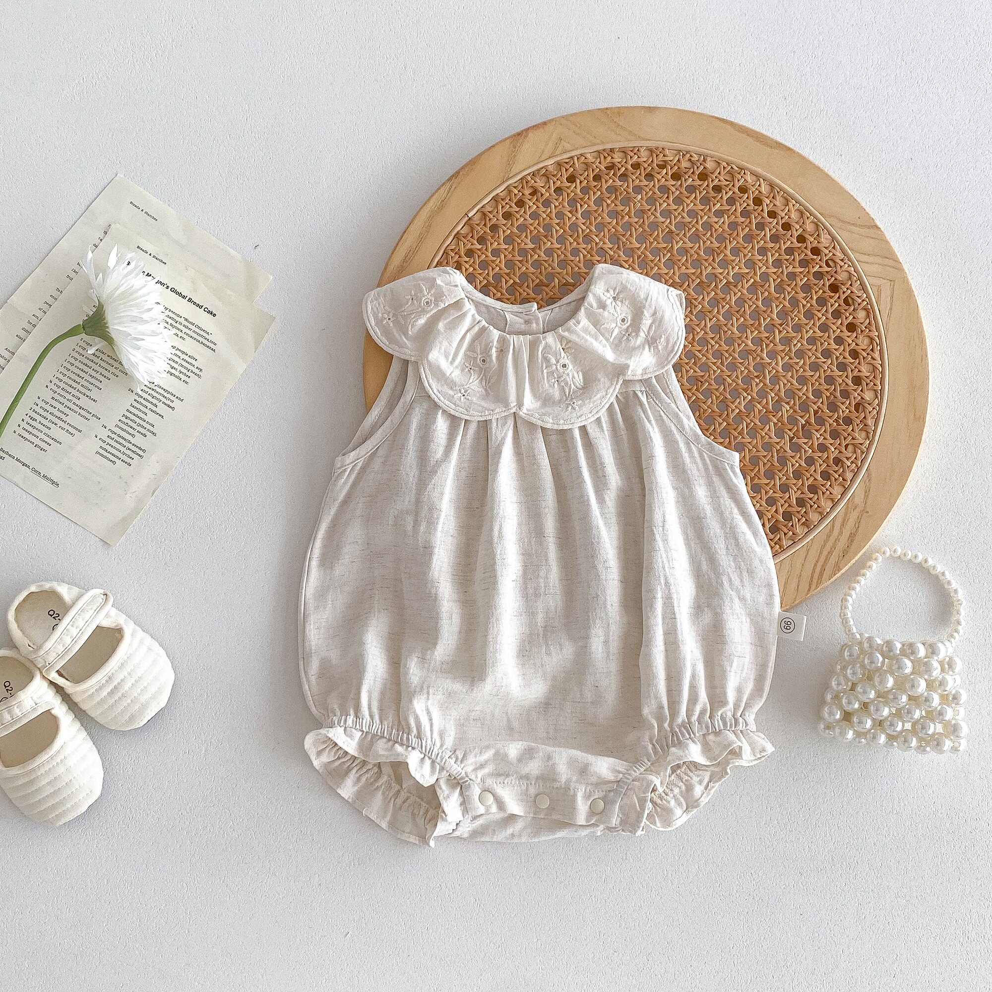 2024夏季婴儿夏装无袖哈衣韩版新生儿女宝宝洋气纯色娃娃领包屁衣