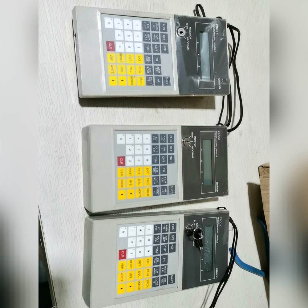 C200H-PRO27 两个和CQM1-PR001-E 三个 议价