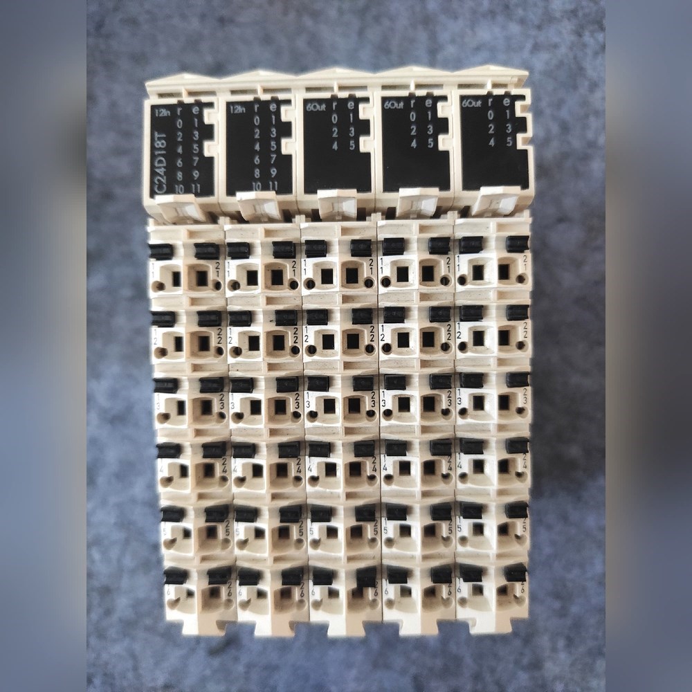 ()施耐德TM5C24D18T模块 议价