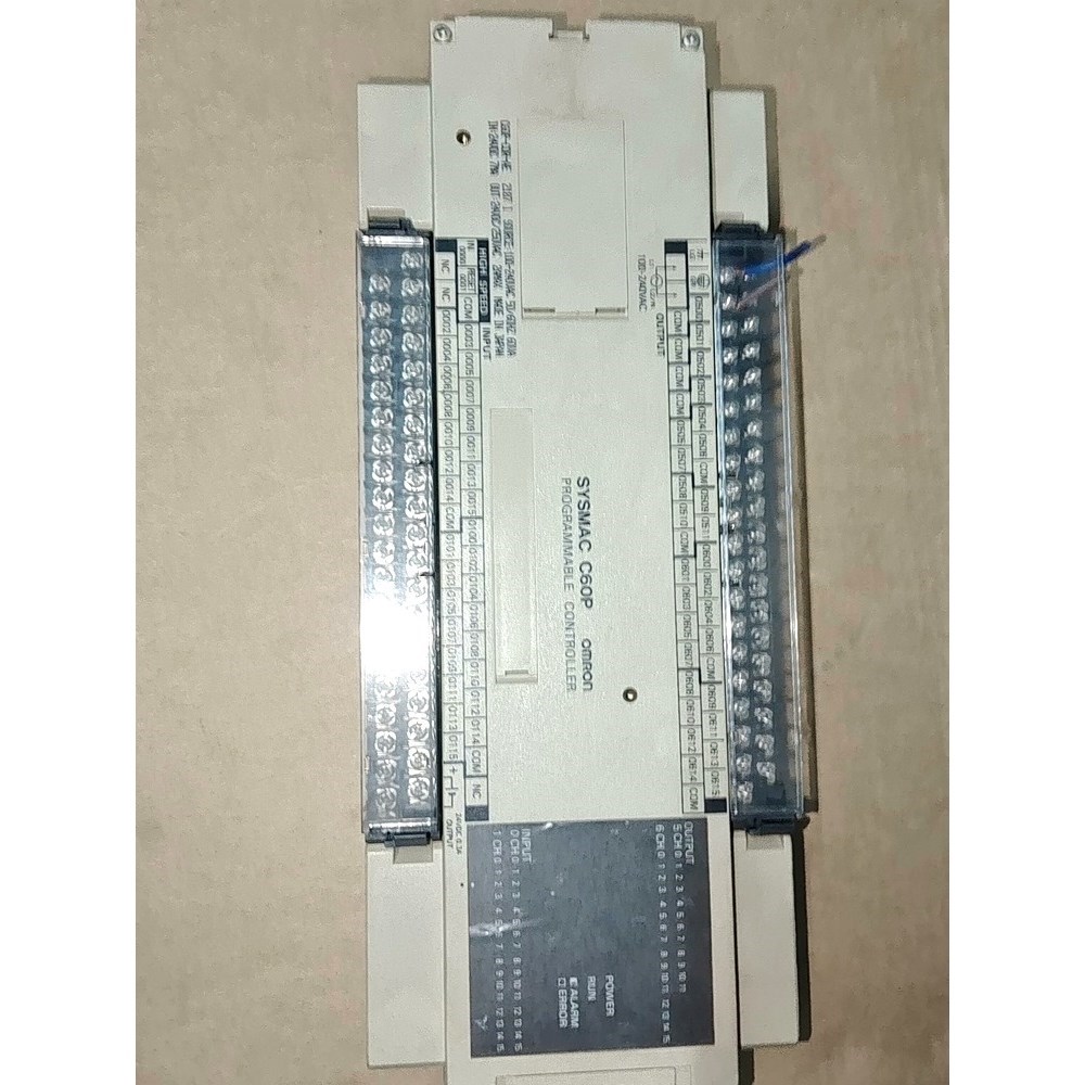 PLC C60P C60P-CDR-AE 实物拍摄 议价