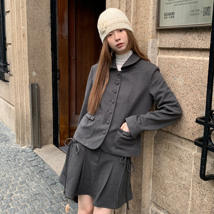 尺尺间Lsland复古蝴蝶结翻领短外套女半身裙秋冬新款 百褶裙两件套