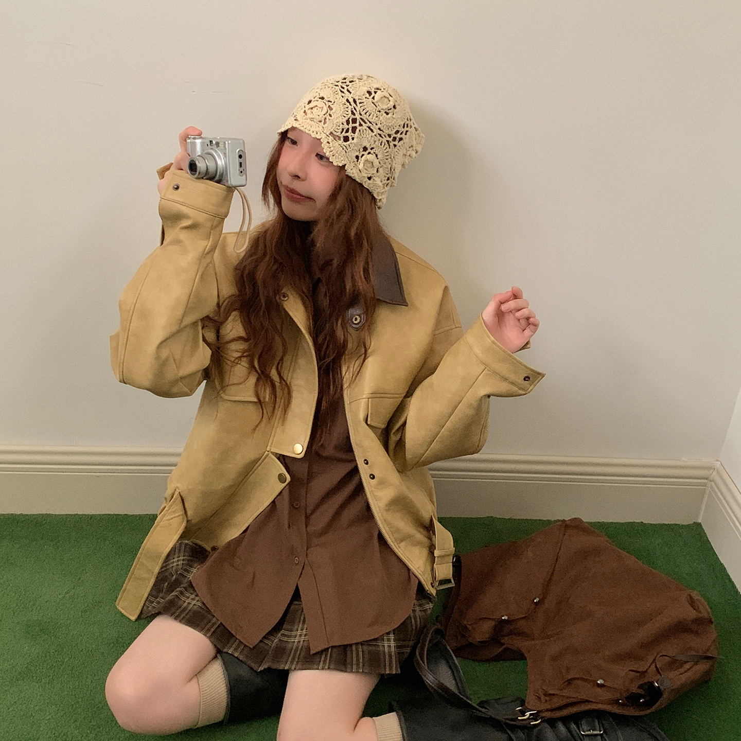 尺尺间Lsland  复古做旧撞色设计感翻领皮衣外套女秋新款宽松夹克