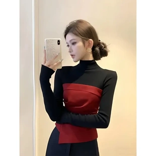 撞色拼接上衣2025冬季爆款独特漂亮气质名媛高级感收腰长袖打底衫