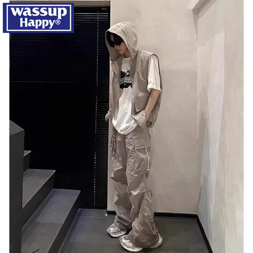 wassuphappy潮流百搭马甲男