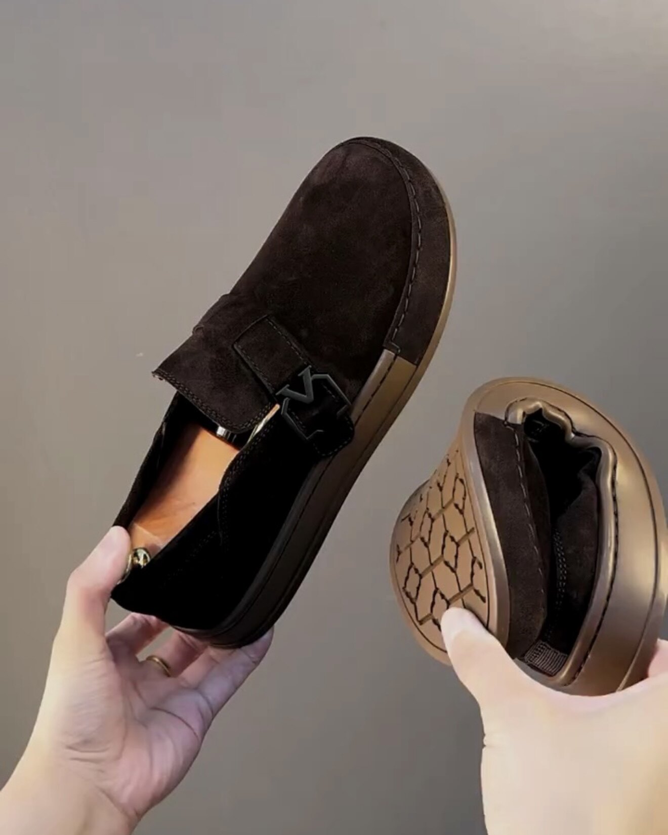 广州新款皮鞋纯皮翻毛反绒皮磨砂休闲厚底百搭低帮复古男鞋W63003