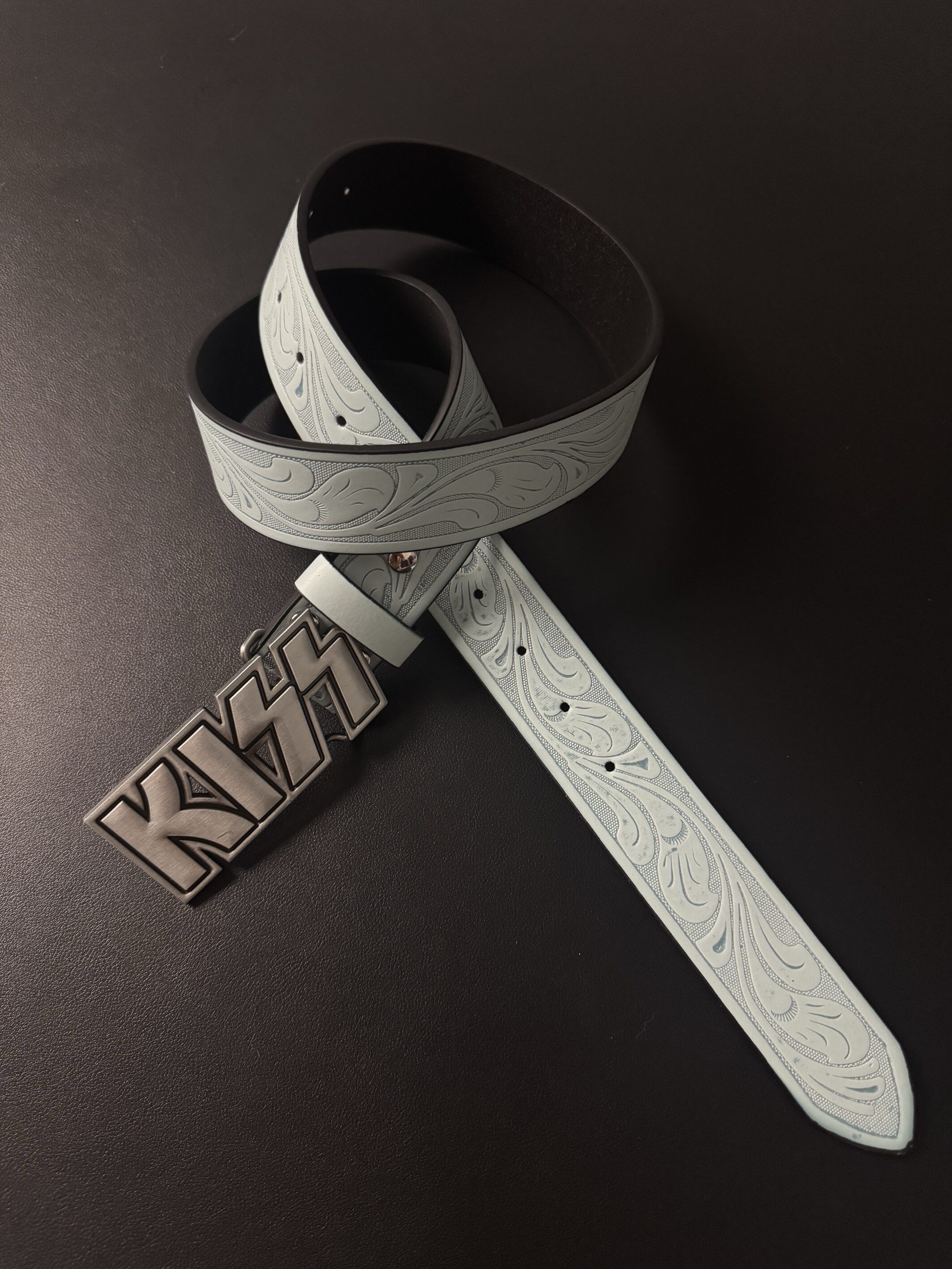 Vanan「KISS」重磅朋克银扣中古唐草花纹腰带小众街头穿搭皮带ins