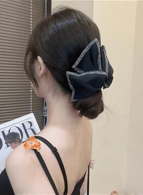 香妃恋人饰品高级感优雅抓夹闪耀百搭轻奢简约时尚三角夹鲨鱼夹