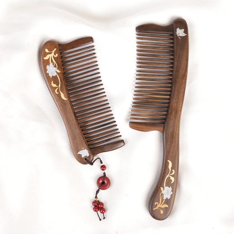 黄杨木镶嵌花朵工艺木梳