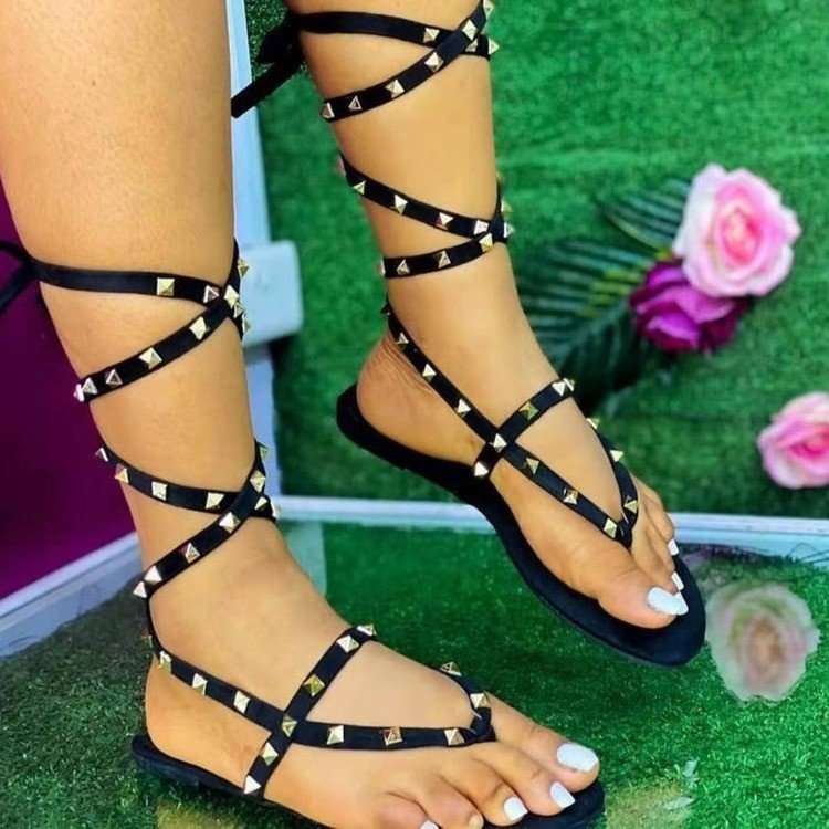women shoes凉鞋女24夏季新款平底绑带铆钉沙滩凉鞋外贸女鞋2024
